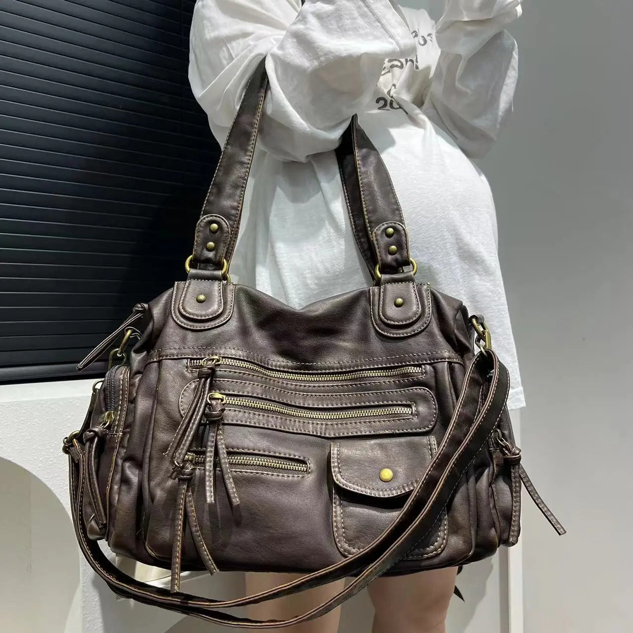 Single Shoulder Crossbody Bag Vintage Washed Leather Motorcycle Bag
