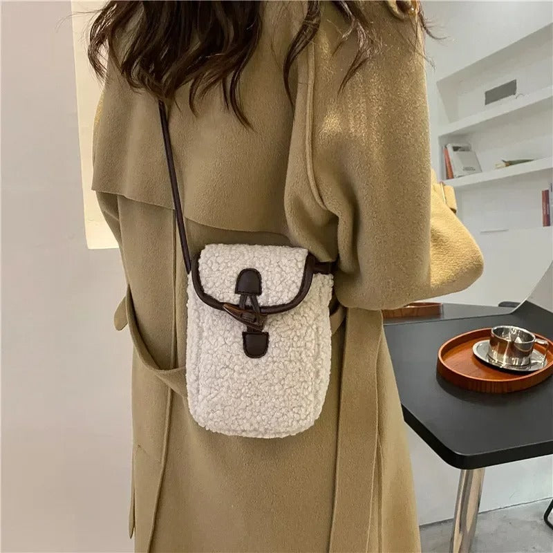 Tender Sweet Lovely Cross Body Teenagers Female Portable Horn Button