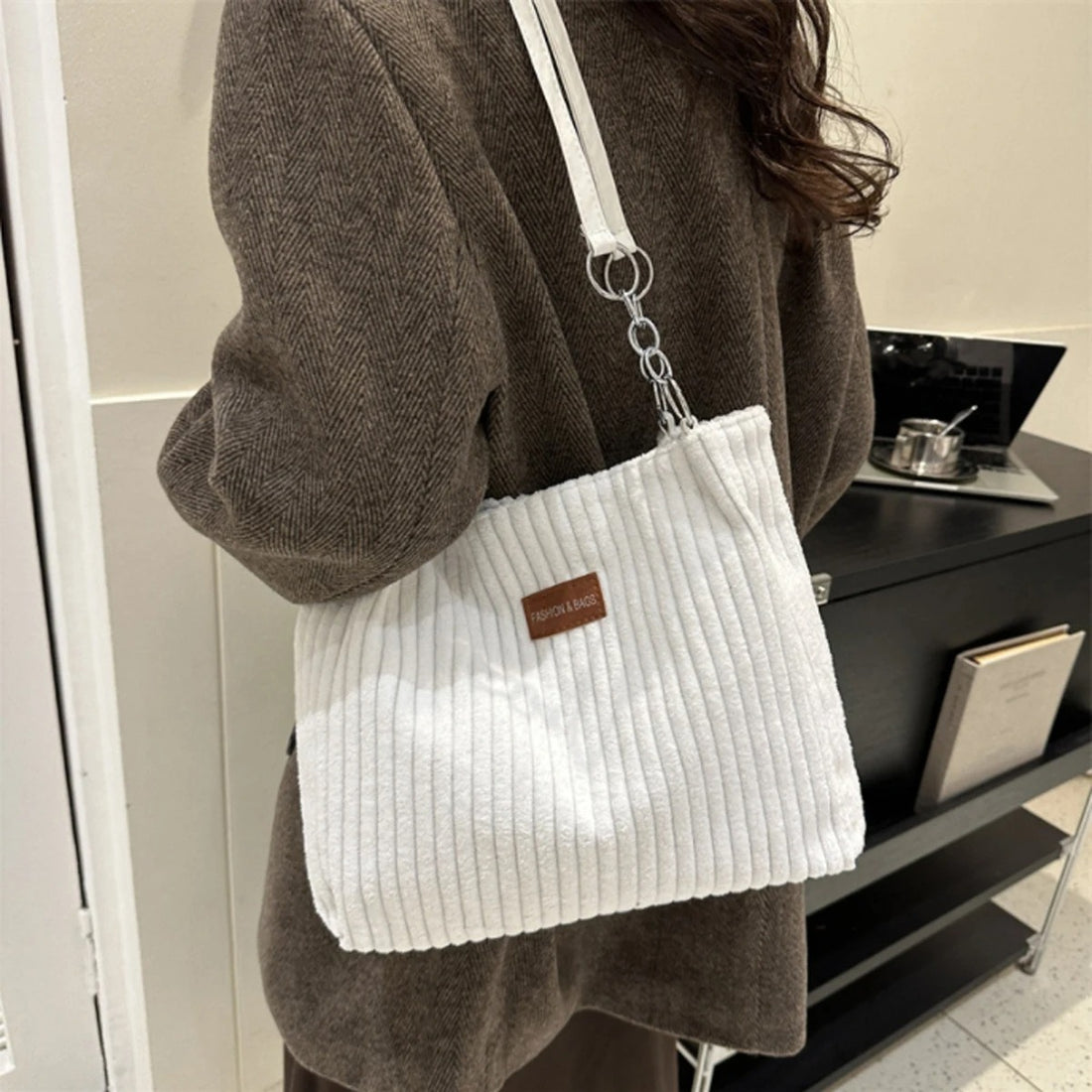 Simple solid color velvet bag women's bag high texture chain shoulder
