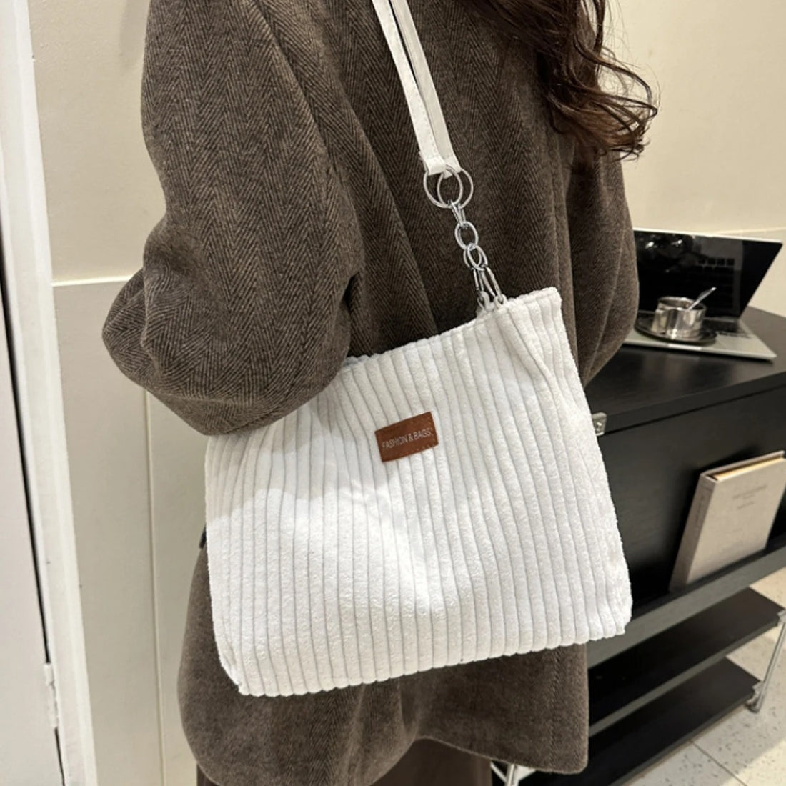 Simple solid color velvet bag women's bag high texture chain shoulder