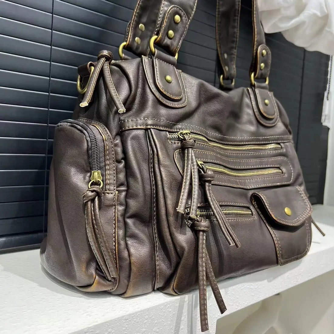 Single Shoulder Crossbody Bag Vintage Washed Leather Motorcycle Bag