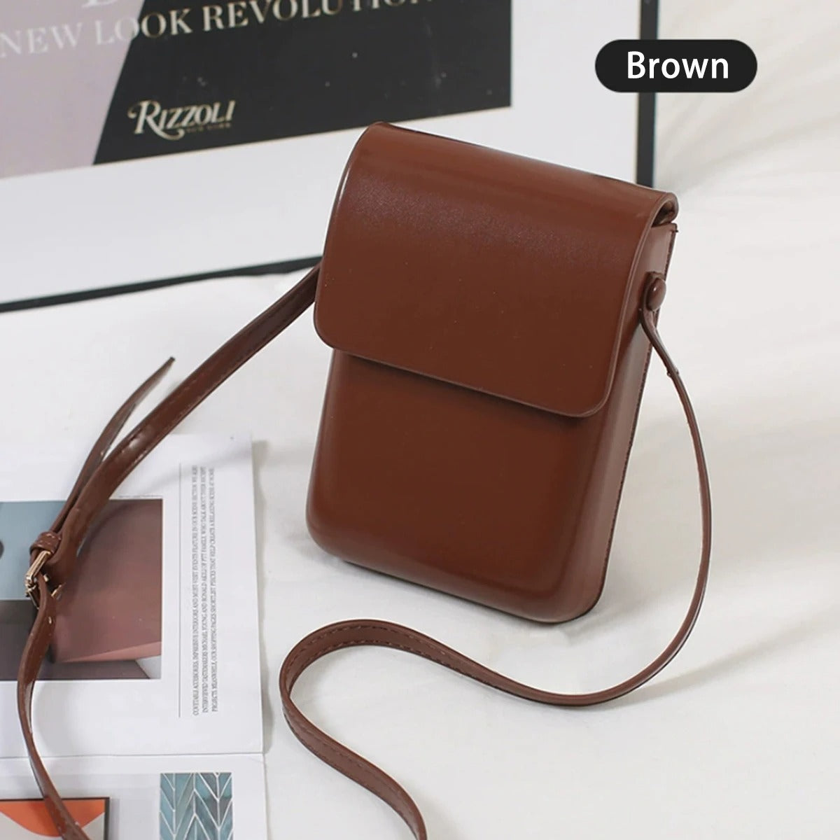 Versatile vertical Japanese and Korean simple flip phone bag