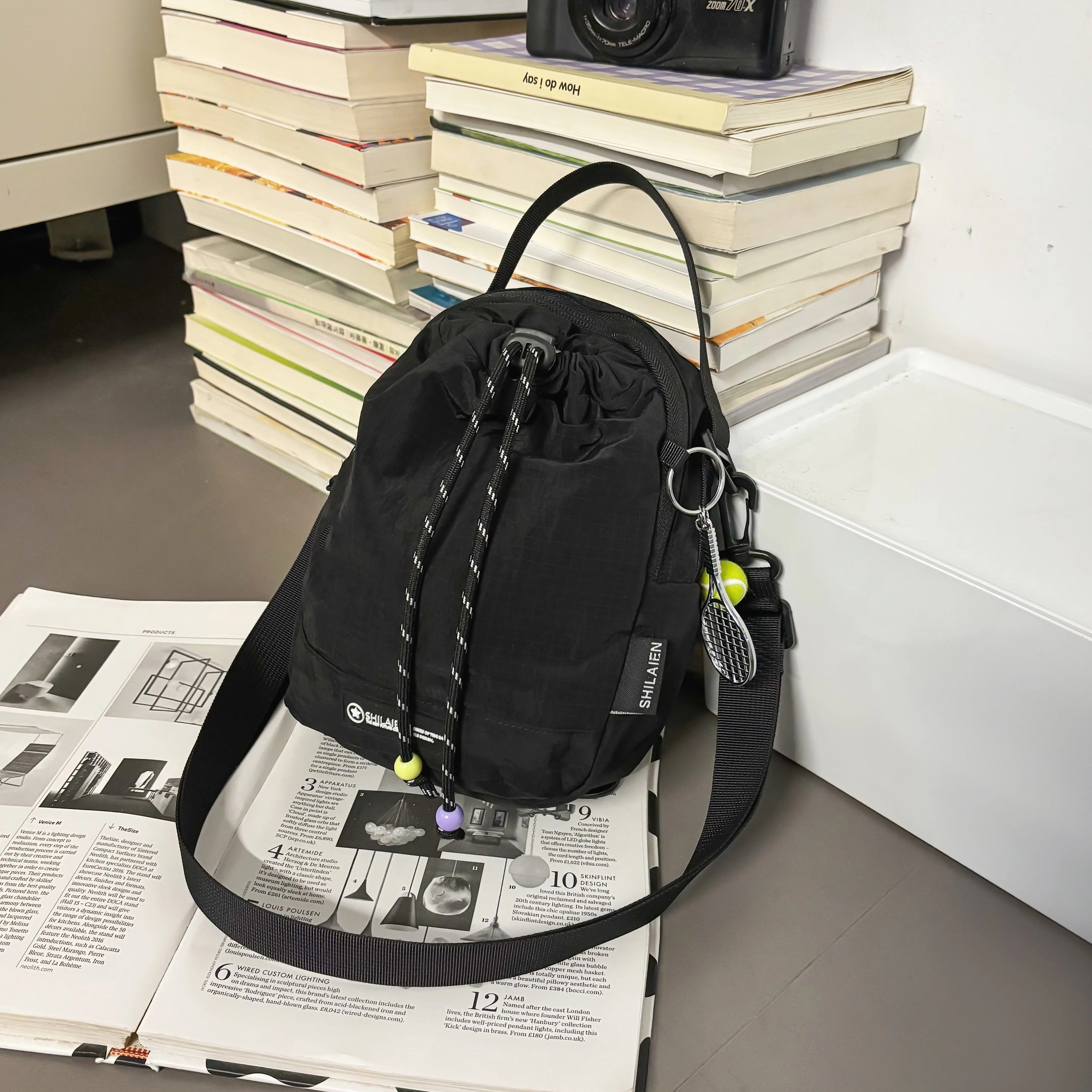 Fashionable Commuter Crossbody Bag Mobile Phone Bag Lightweight