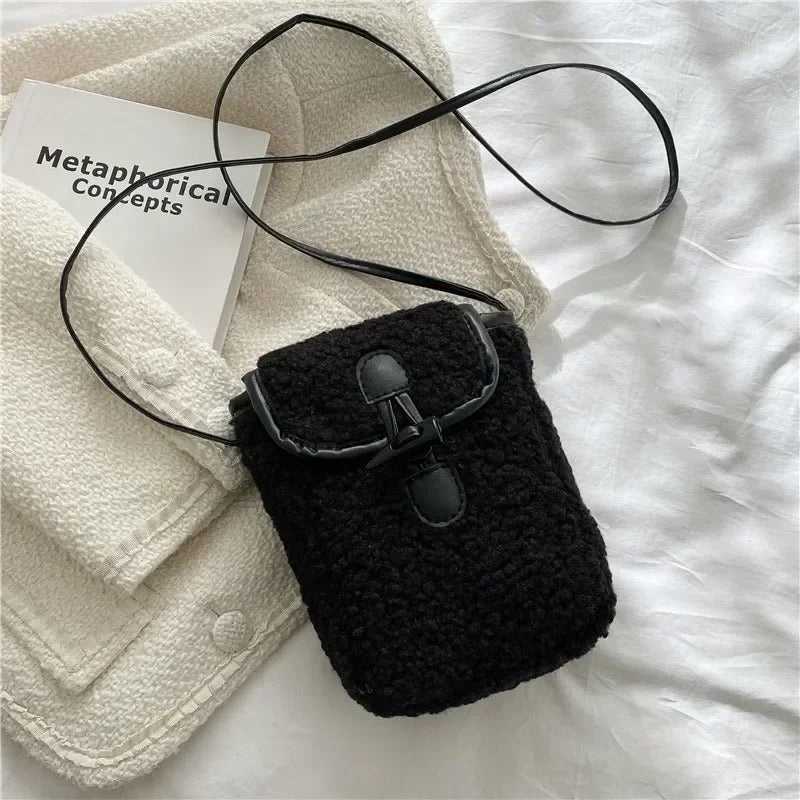 Tender Sweet Lovely Cross Body Teenagers Female Portable Horn Button